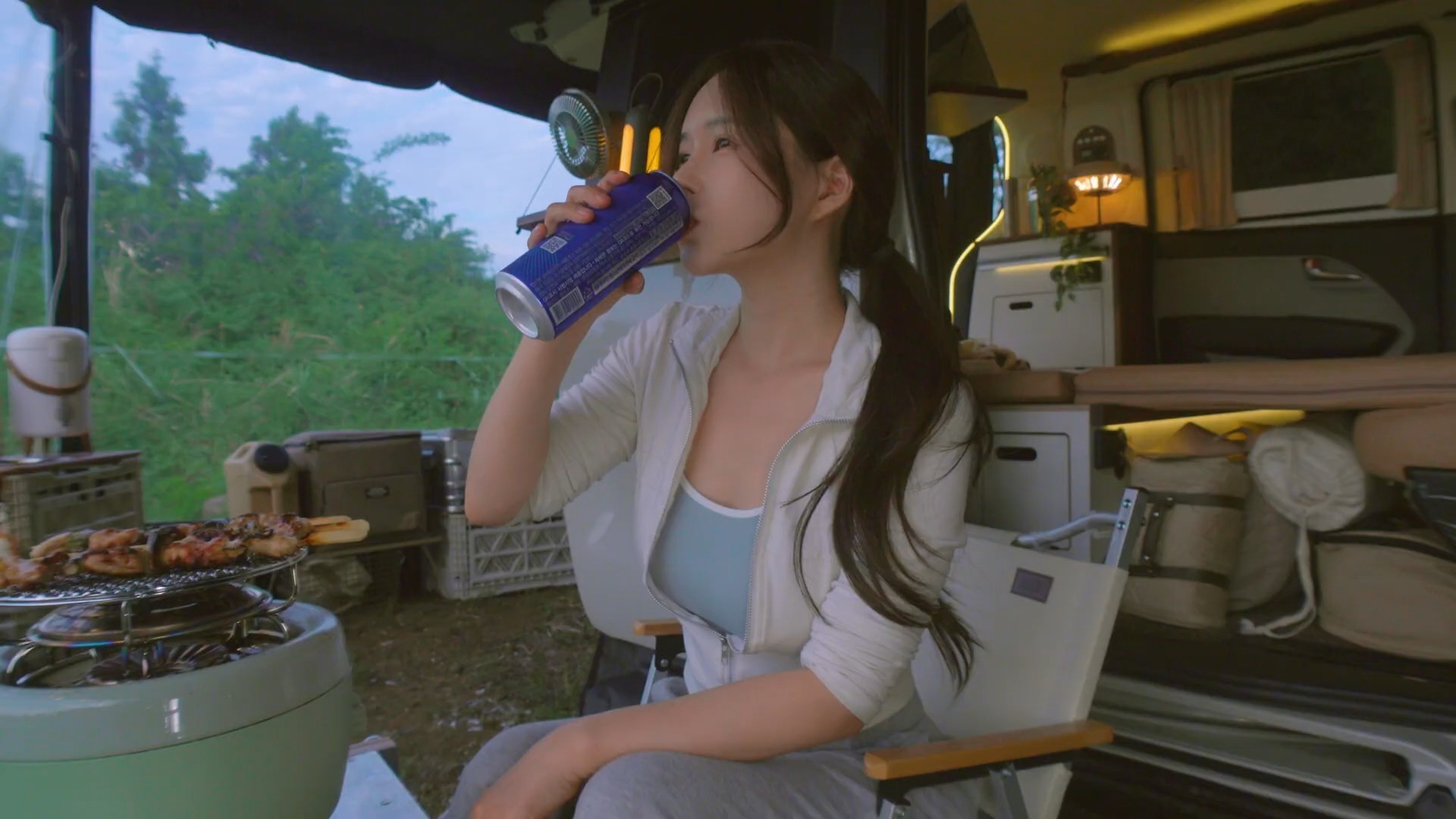 中央气象台今天继续发布高温橙色预警 重庆内蒙古等地局地40°C以上高温